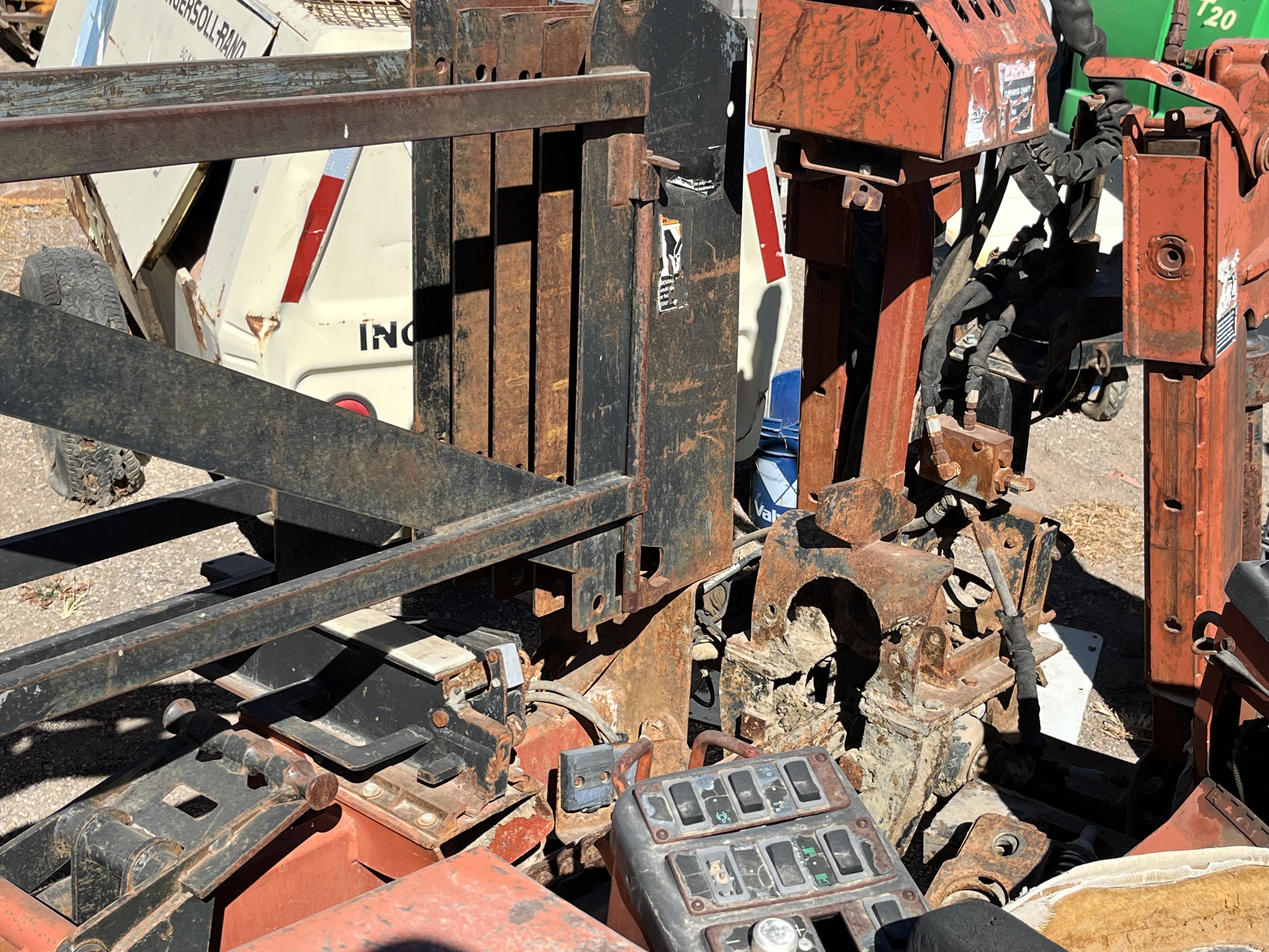 ./imagenes/INVOICE/2019/8779/PERFORADORA DIRECCIONAL DITCH WITCH JT1720 (24).JPG